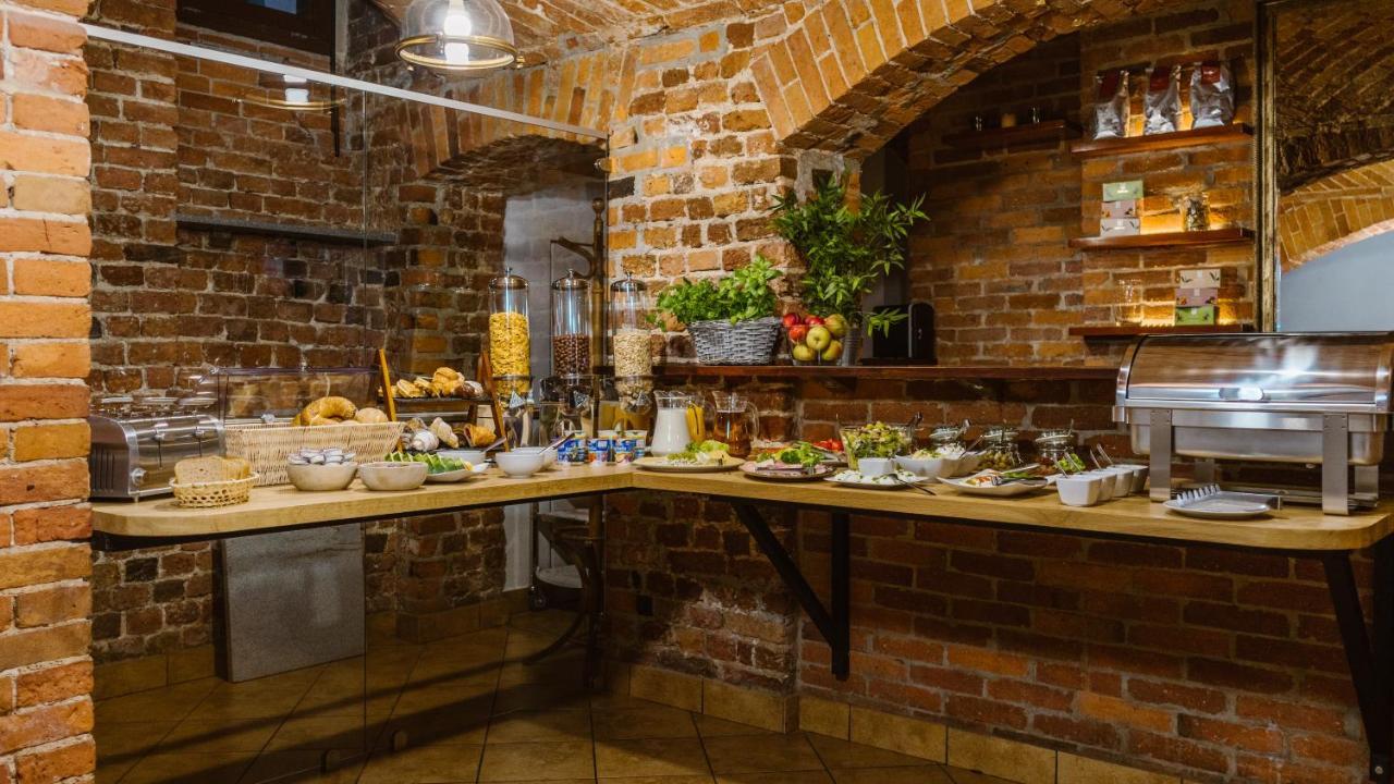Apartahotel Five Stars Breslavia